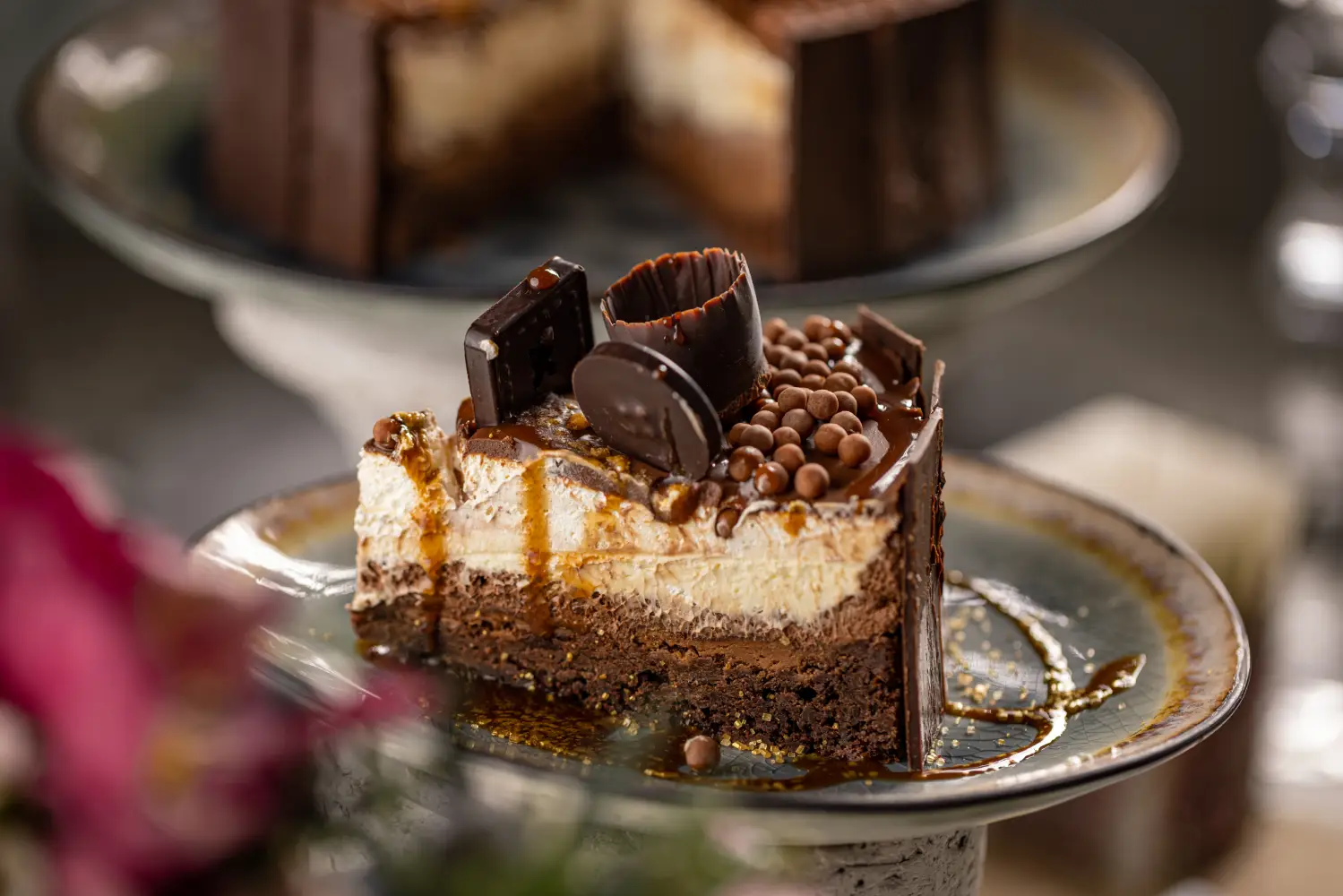 slice-of-chocolate-cake-with-mascarpone-cream-2022-03-02-10-33-25-utc